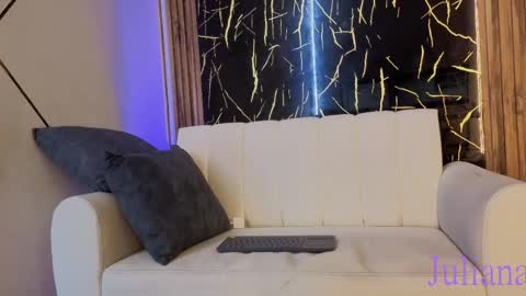 juliana23_pm online show from April 13, 9:09 pm