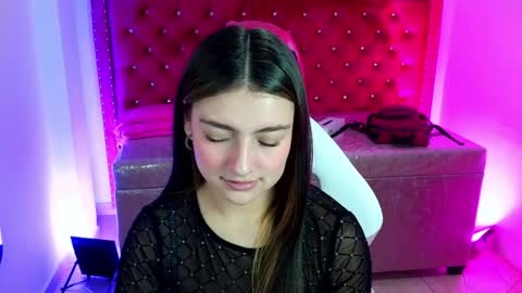 juliana_diamond_ online show from May 8, 3:23 am