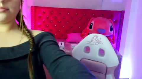 juliana_diamond_ online show from July 7, 3:20 am