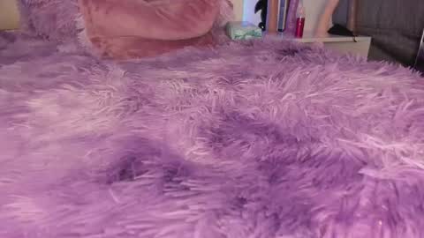 juliana_js_ online show from September 23, 6:16 am