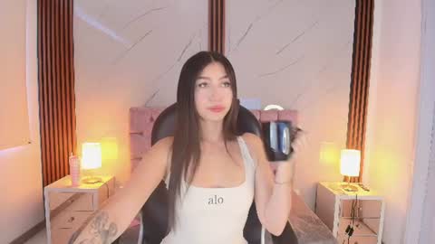  JULIANA CASTRO online show from July 24, 12:14 pm