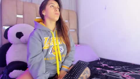 JulianaCarter online show from October 12, 2:05 pm