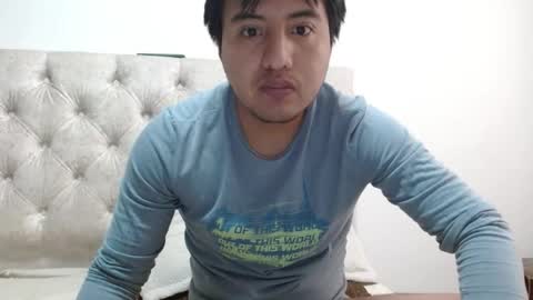 Julian online show from April 3, 12:36 pm