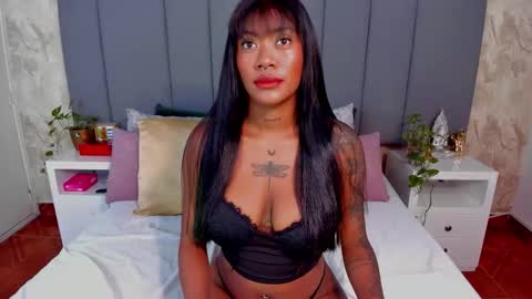 Snapshot of julianamiller chatting on September 25, 3:10 am juli online show from September 25, 3:10 am