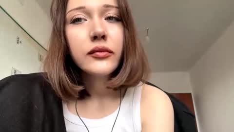 Kira online show from March 17, 9:12 am