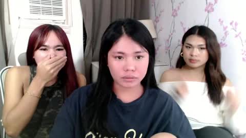 julianfoxs online show from July 10, 11:13 am
