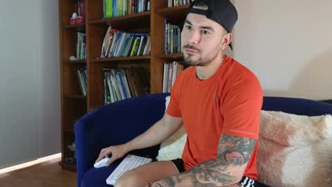 Julian online show from April 24, 2:08 pm