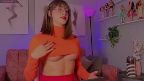 Juliana online show from June 8, 9:15 pm