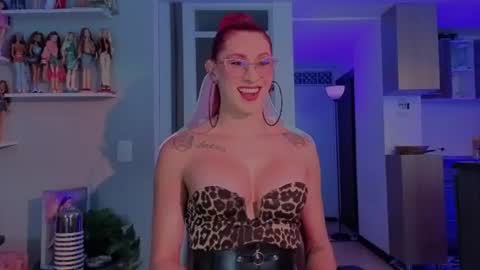 Juliana online show from July 26, 9:43 pm