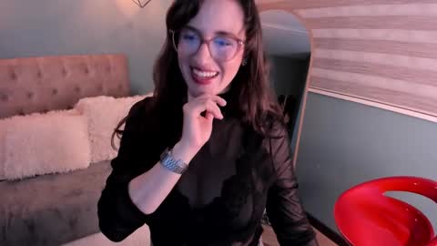 Snapshot of julianne__ chatting on October 24, 4:31 am Julianne online show from October 24, 4:31 am