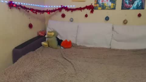 Jul online show from December 29, 4:51 pm