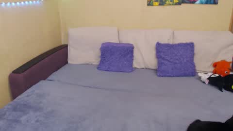 Jul online show from October 4, 2:37 pm