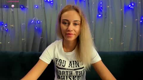 Snapshot of juliastar41 chatting on February 20, 3:14 am Yulya online show from February 20, 3:14 am