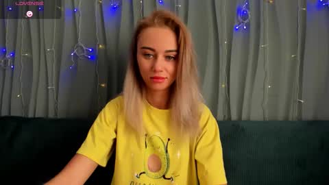 Snapshot of juliastar41 chatting on March 25, 2:39 am Yulya online show from March 25, 2:39 am