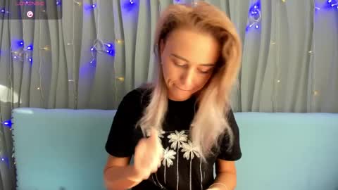 Snapshot of juliastar41 chatting on March 31, 3:08 am Yulya online show from March 31, 3:08 am