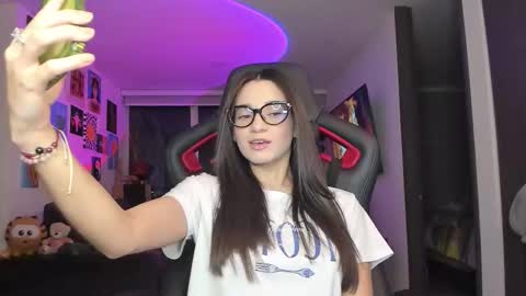 Jeimy Help me to reach 100 thumbs up online show from February 9, 12:58 am