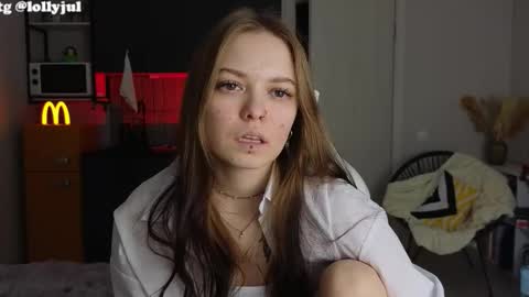 julidropp online show from October 22, 5:56 pm