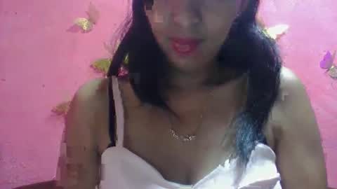 Snapshot of julie0612 chatting on November 2, 5:32 am julie0612 online show from November 2, 5:32 am