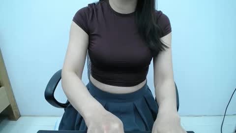 julie9x online show from January 9, 9:49 pm