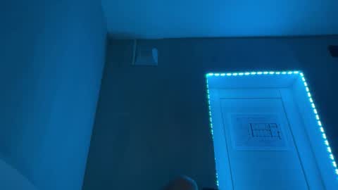 Julie Amazing online show from January 17, 3:06 pm