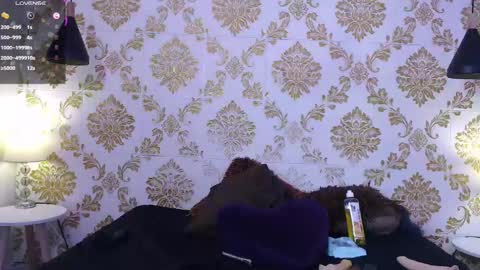 julie coper online show from January 2, 9:39 pm