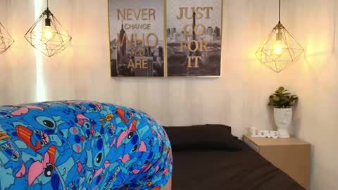 julie coper online show from September 28, 12:32 pm