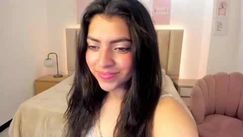 Snapshot of julie_devani chatting on November 20, 8:41 pm julie_devani online show from November 20, 8:41 pm