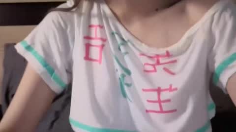 juliebeshears online show from March 24, 11:15 am