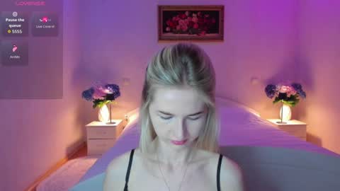 julieblazex online show from July 23, 10:19 pm