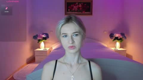 julieblazex online show from July 24, 8:40 pm
