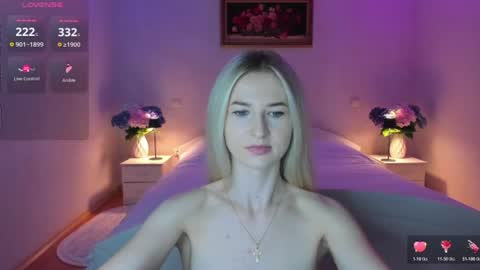 julieblazex online show from July 26, 7:43 pm