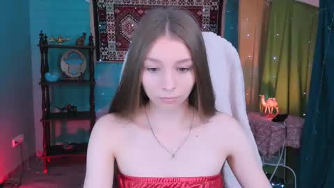 juliedaniel online show from June 30, 8:04 am
