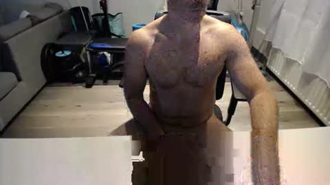 julienneedyou online show from September 30, 6:29 am