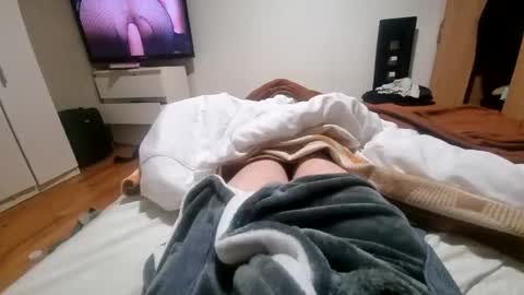 Julientoy online show from January 28, 2:53 am