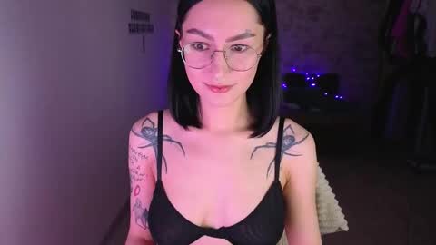 see u on Tuesday December 3 in 0200 UTC time turn on notifications so you dont miss me online show from September 14, 3:22 pm