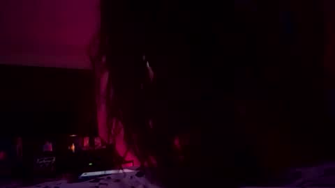 Snapshot of juliet4evaromeo777 chatting on September 24, 6:11 pm juliet4evaromeo777 online show from September 24, 6:11 pm