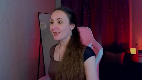 Juliet online show from February 10, 1:37 pm