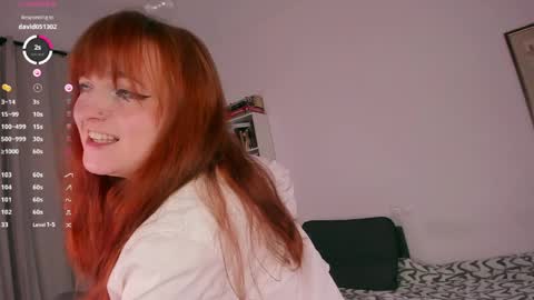 Snapshot of juliet_schoolgirl chatting on April 11, 8:02 pm Juliet online show from April 11, 8:02 pm