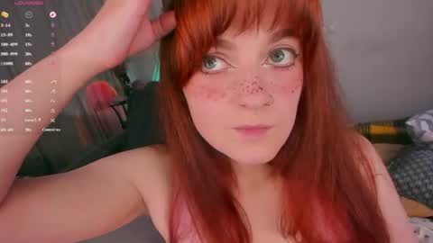 Snapshot of juliet_schoolgirl chatting on July 27, 11:45 pm Juliet online show from July 27, 11:45 pm
