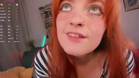 Snapshot of juliet_schoolgirl chatting on August 8, 3:47 pm Juliet online show from August 8, 3:47 pm