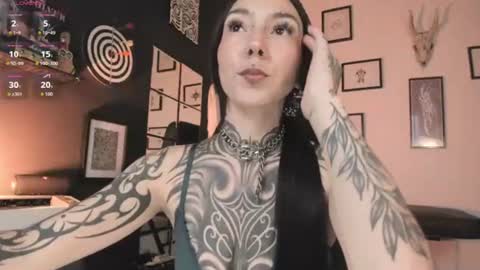 juliet_sourire online show from July 20, 8:11 pm