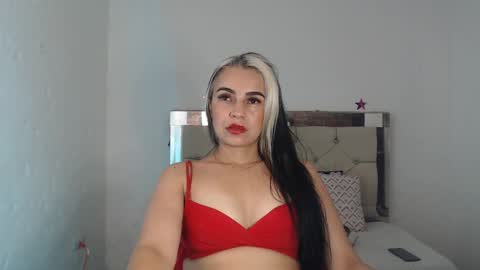 julieta__fox_ online show from January 11, 4:48 am