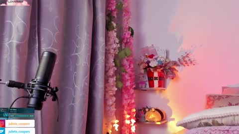 Juli  online show from January 9, 7:31 am