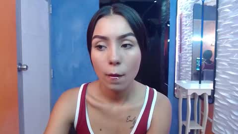 julieta_fn online show from March 4, 4:46 pm