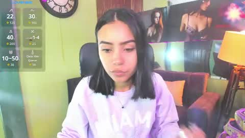 julieta_fn online show from June 13, 2:26 pm