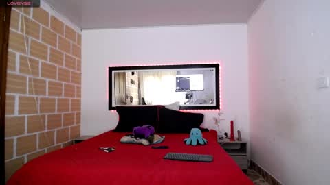 Snapshot of julieta_rodriguez chatting on September 20, 2:18 pm Julieta Rodriguez online show from September 20, 2:18 pm