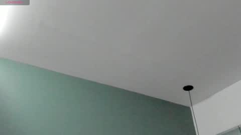     online show from November 21, 6:39 pm