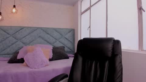 Julieta  online show from October 3, 12:35 pm