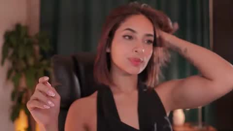 julieta_valencia online show from July 10, 12:59 am