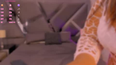 andara velez online show from October 5, 3:49 am